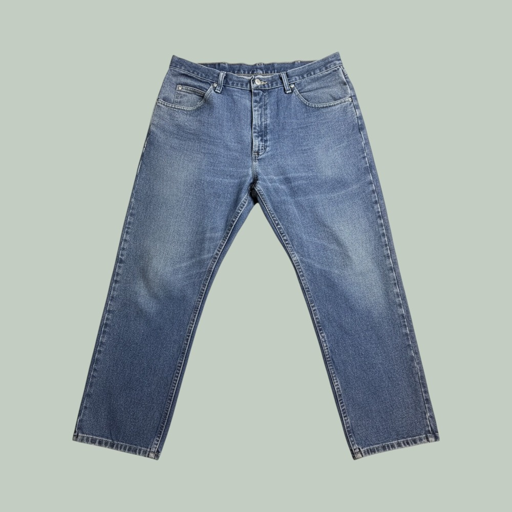 Wrangler Jeans Mens 36x28 9760WDR Medium Wash Blue Straight Leg Cotton Denim